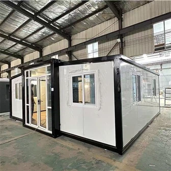 Case prefabricate pentru containere de transport maritim
